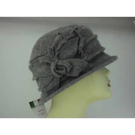 CAPPELLO DONNA 100% LANA DISPONIBILE 2 COLORI